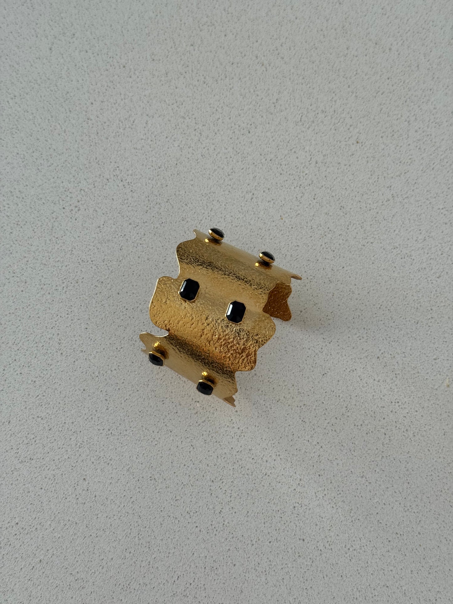 Pulseira Black Gold Charm