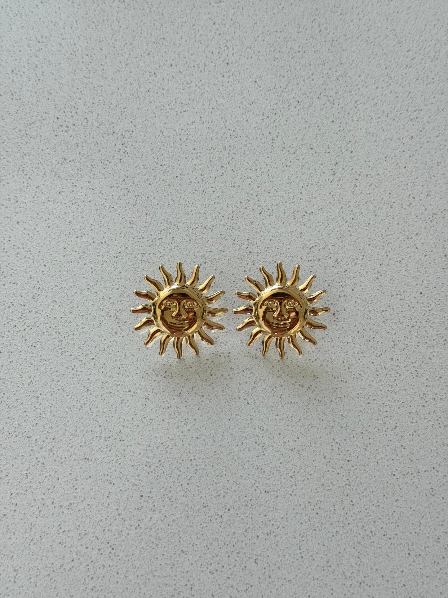 Brincos Golden Sun
